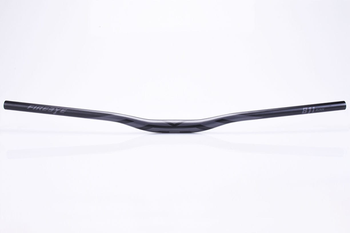 Manubrio Fire Eye Blaze Alum 35X810 R30 Negro